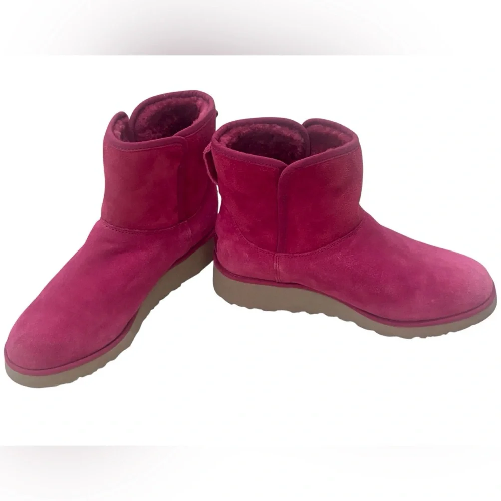 UGG Kristin Suede Ankle Boots size 8 - Picture 6 of 10